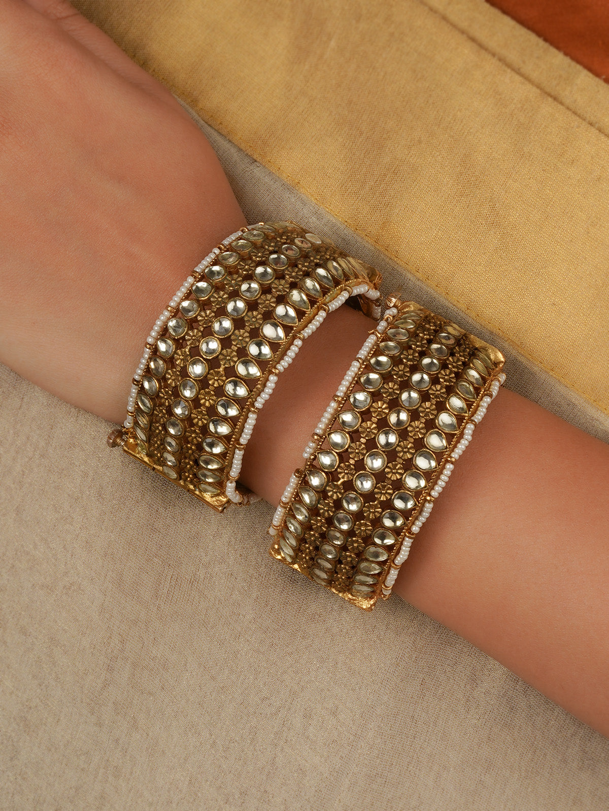 White Color Gold Plated Jadau Kundan Bangles (One Pair) - MB221Y