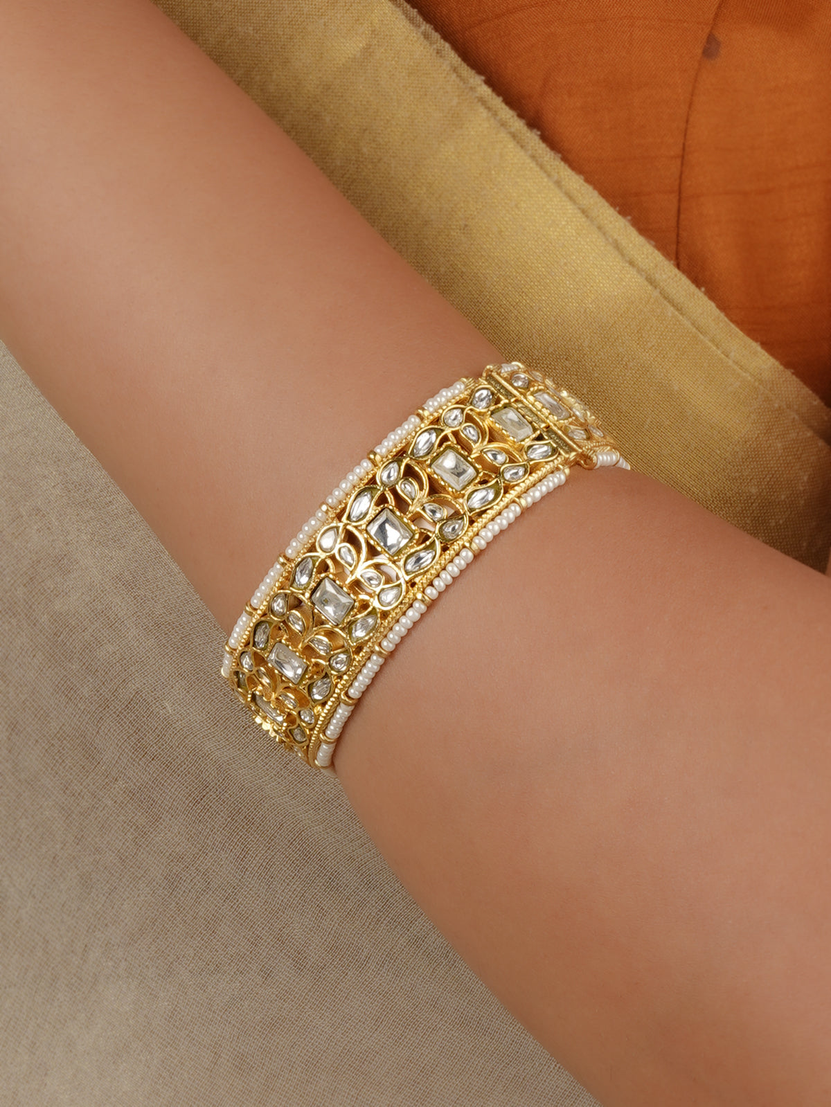 White Color Gold Plated Jadau Kundan Bangles (One Pair) - MB233W