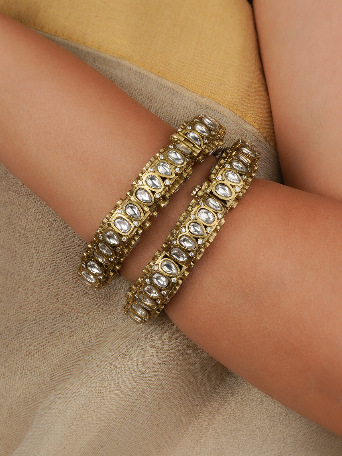 White Color Gold Plated Jadau Kundan Bangles (One Pair) - MB247