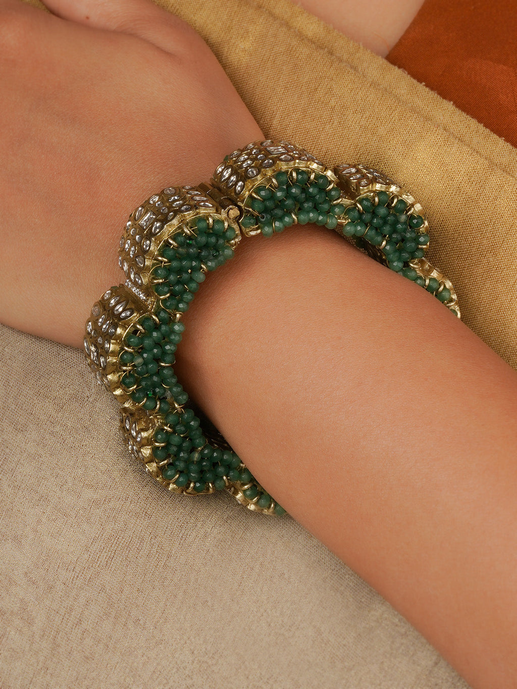 Green Color Gold Plated Jadau Kundan Bangles (1 Piece) - MB256