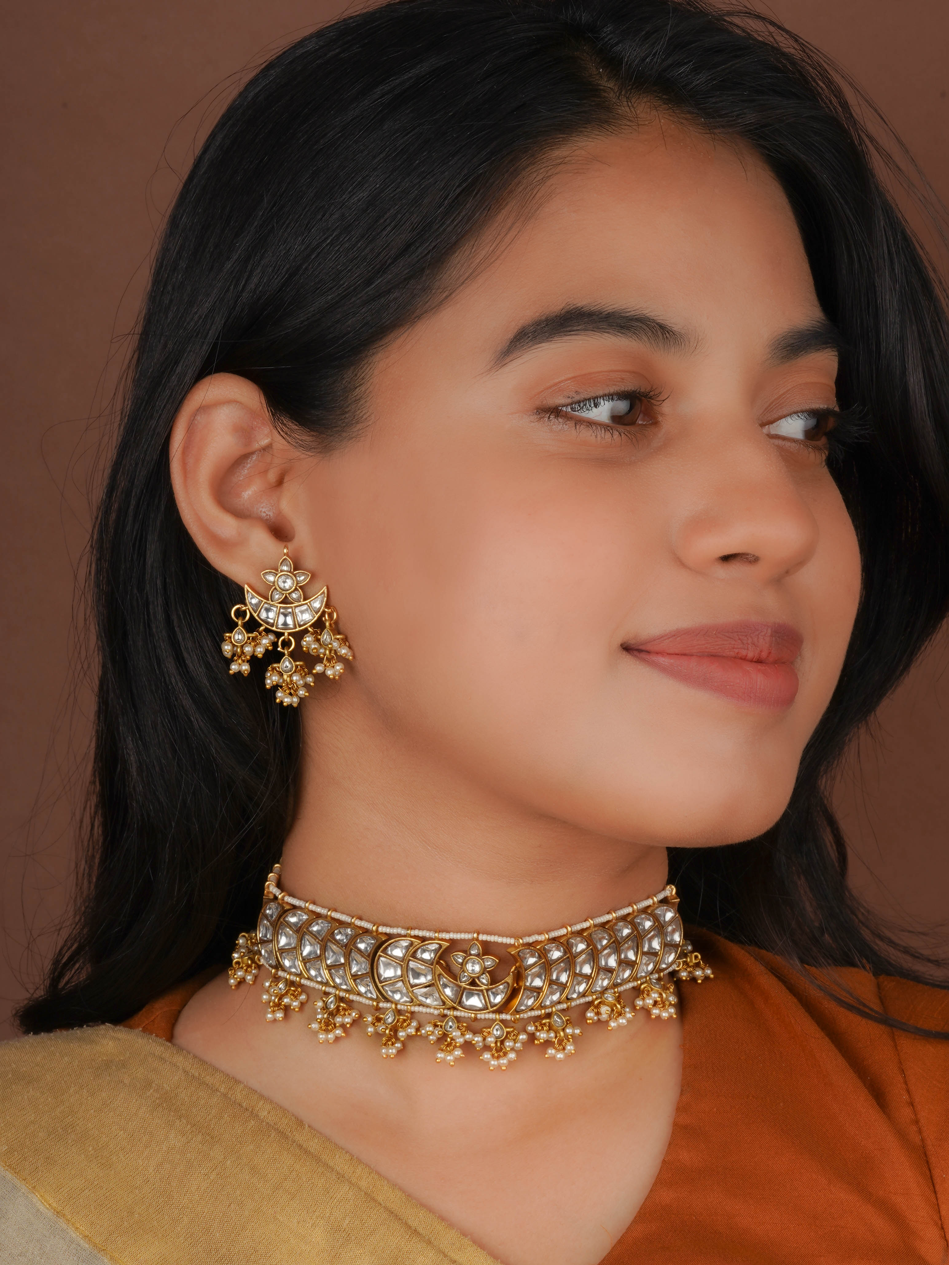 White Color Gold Plated Jadau Kundan Necklace Set - MS2590