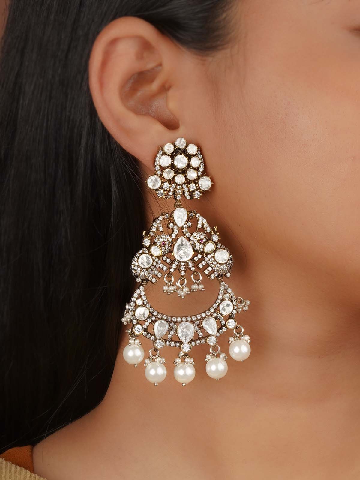White Color Victorian Earrings - VC-EAR2